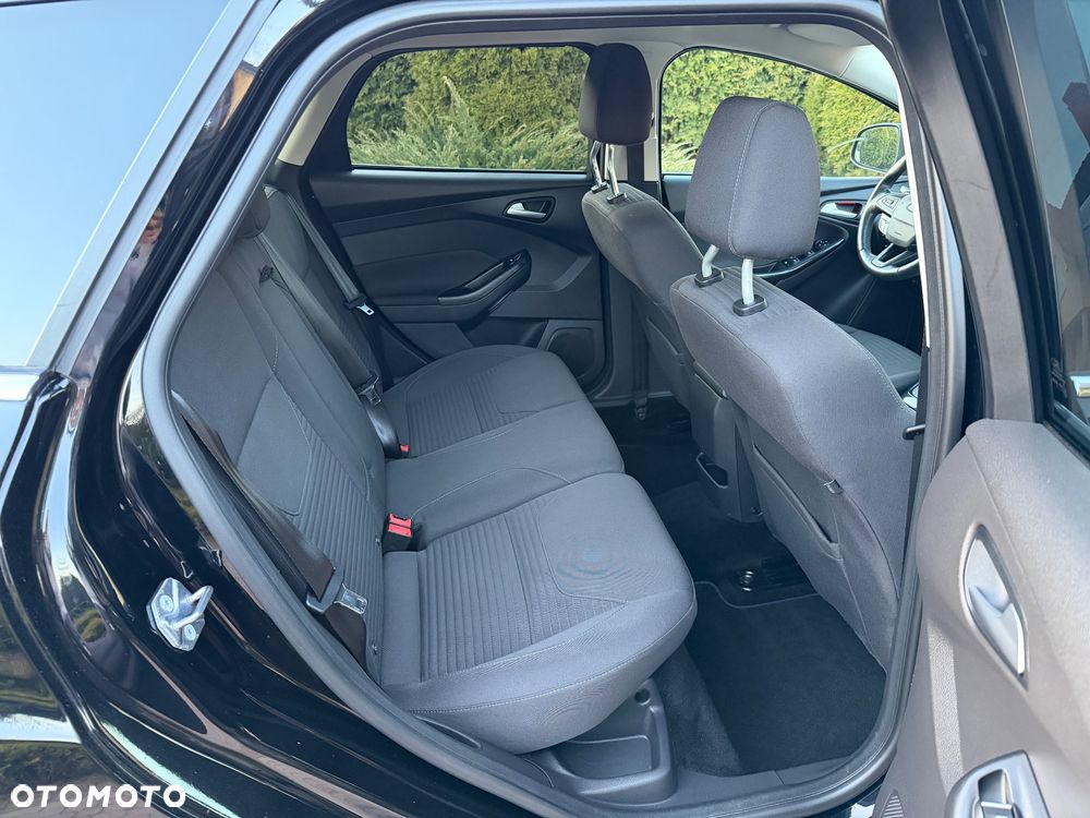 Ford Focus 1.0 EcoBoost Titanium - 16
