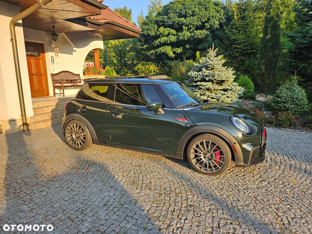 MINI John Cooper Works - 32