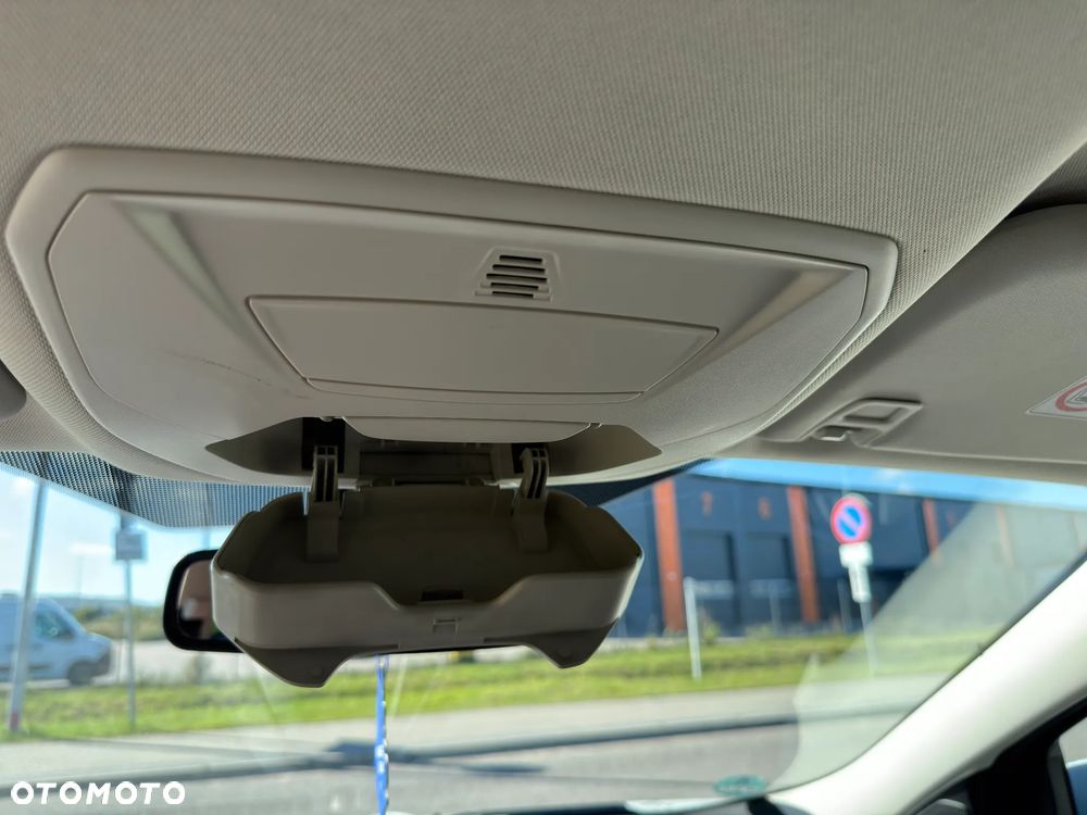 Ford Kuga - 31