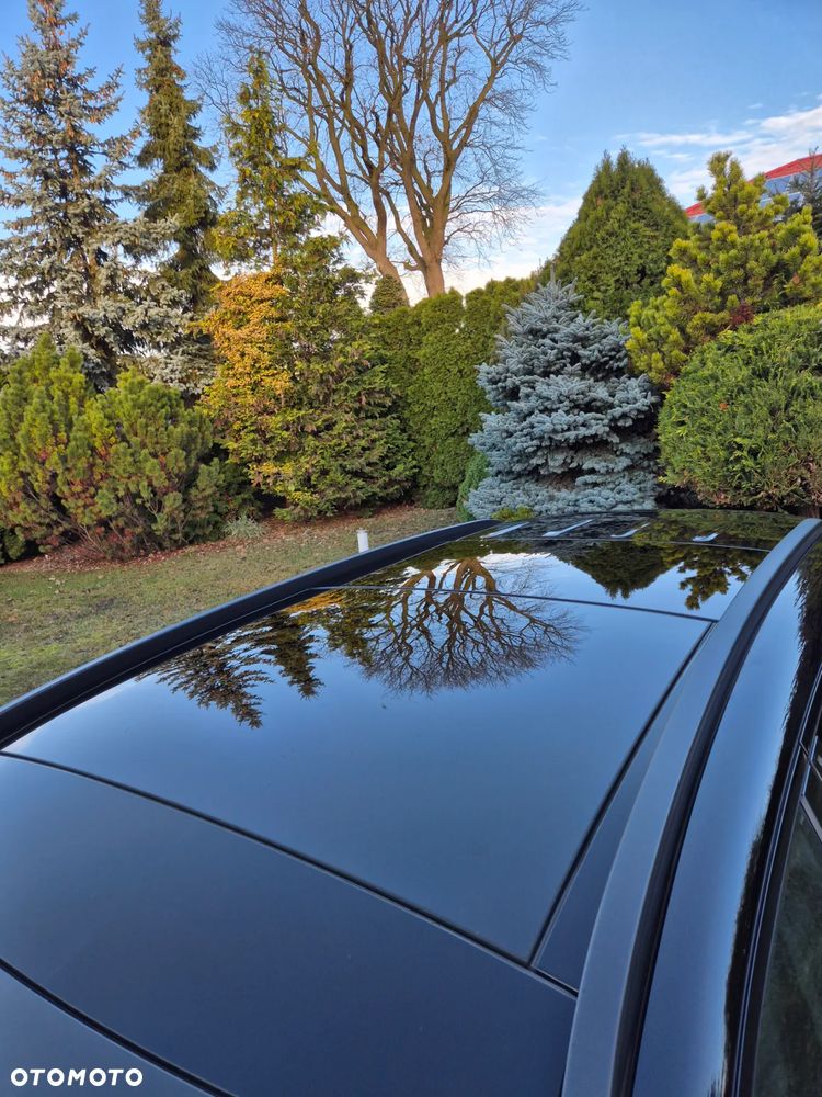 Mercedes-Benz GLC 250 d 4Matic 9G-TRONIC AMG Line - 11