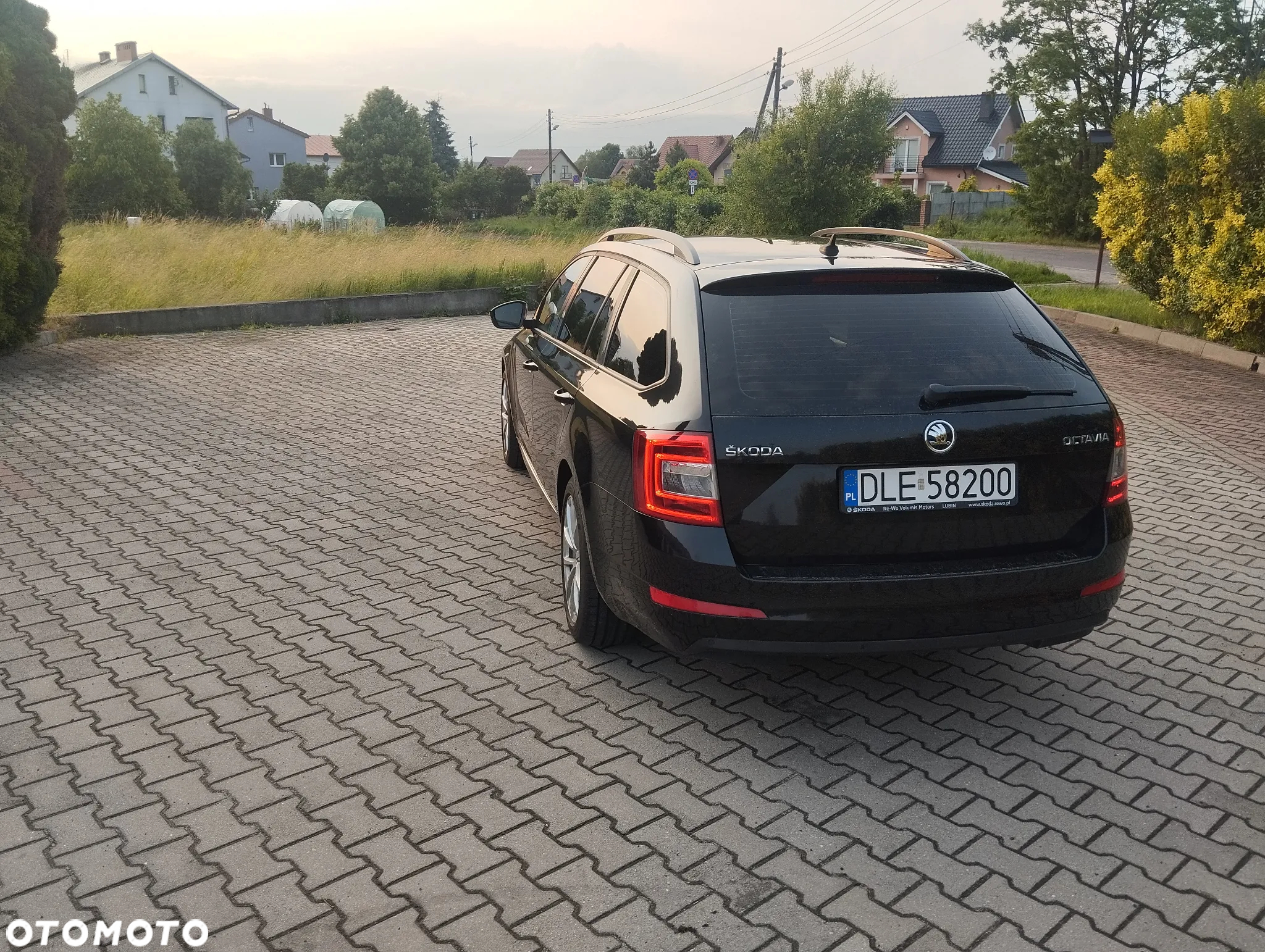 Skoda Octavia 2.0 TDI Ambition DSG - 3