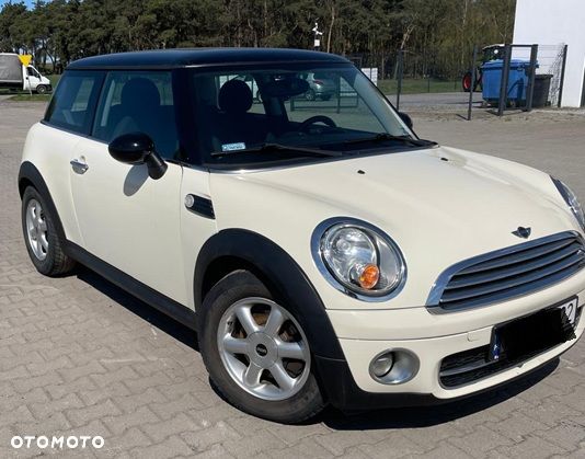 MINI Cooper Standard