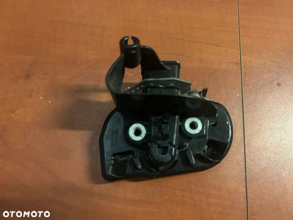 zamek drzwi przesuwnych LEWY TYŁ 7H0843603 2K0843603 VW T5 Caddy - 1