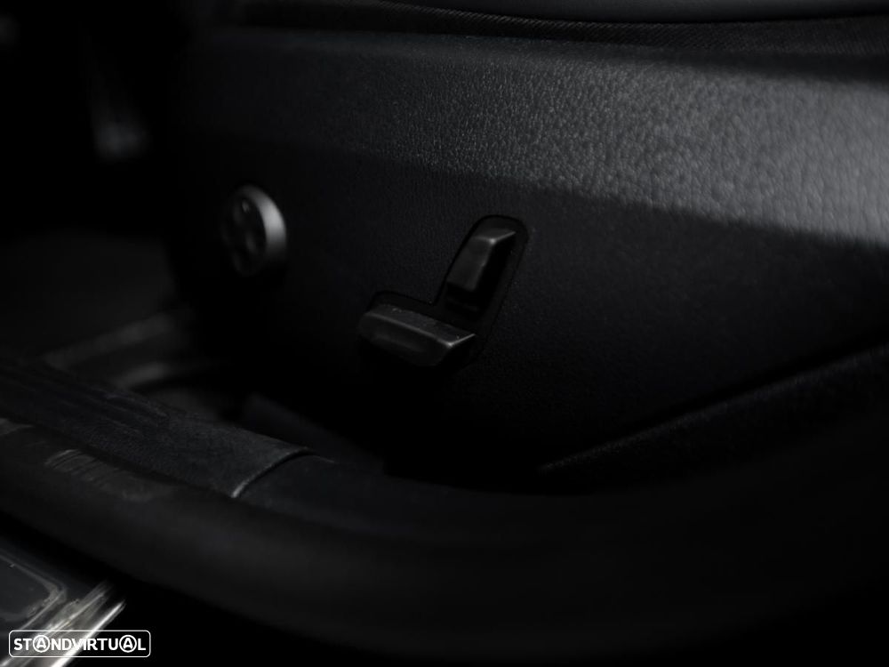 Mercedes-Benz C 300 d AMG Line - 15