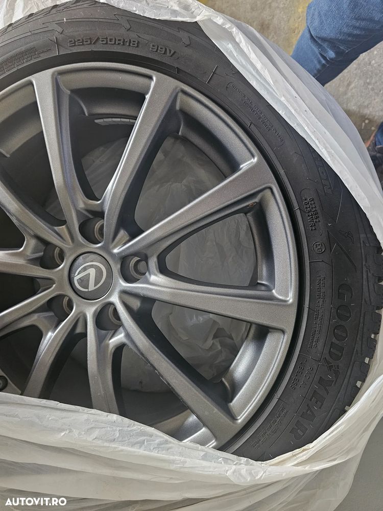 Jante Lexus cu Anvelope Goodyear Ultragrip 225 50 R18 99V XL - 5