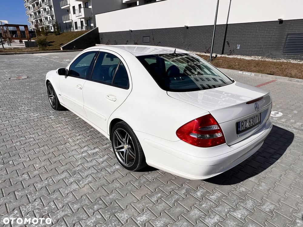 Mercedes-Benz Klasa E 280 CDI T Elegance - 13