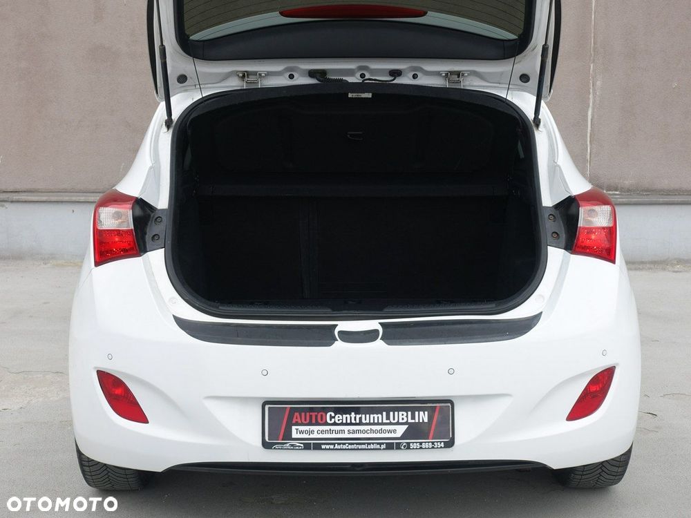 Hyundai i30 1.4 Comfort - 23