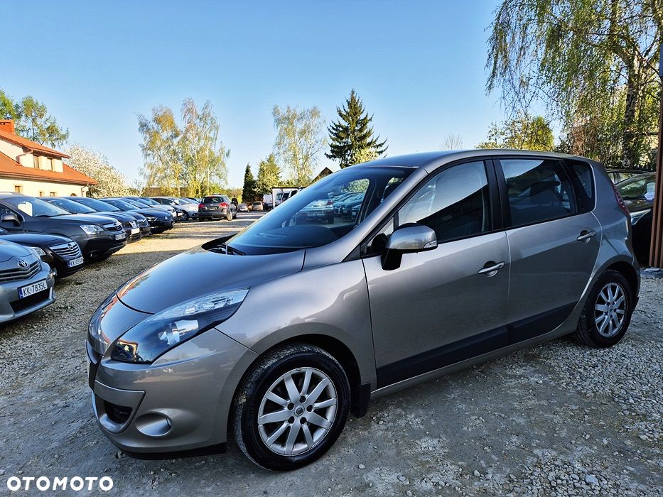 Renault Scenic 1.6 16V 110 TomTom Edition - 26