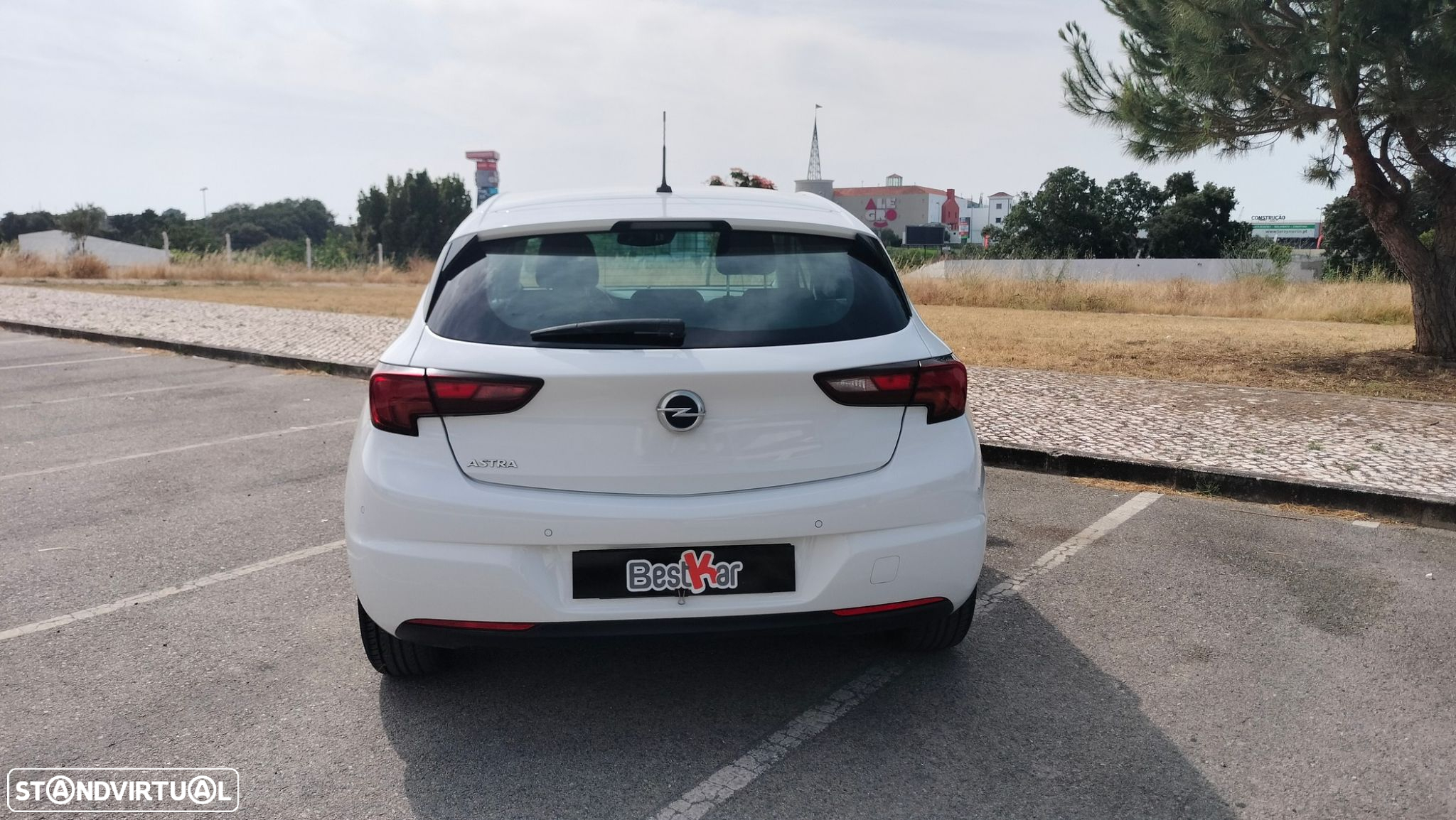 Opel Astra 1.5 D S&S Auto Business Edition - 7