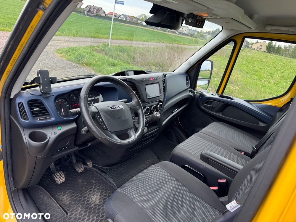 Iveco 35S18 - 21