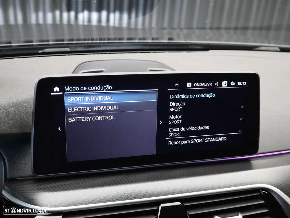 BMW 530 e Pack Desportivo M - 25