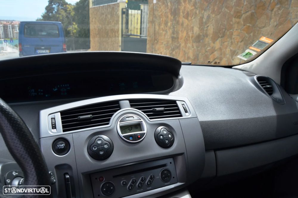 Renault Scénic 1.5 dCi Authentique - 13