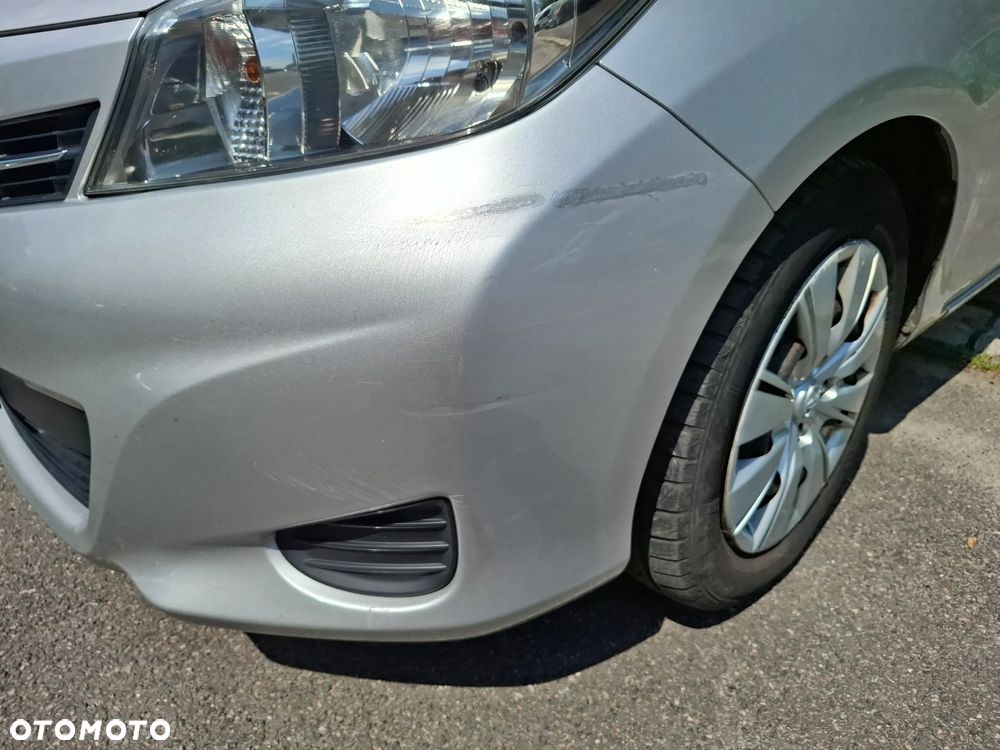 Toyota Yaris - 7