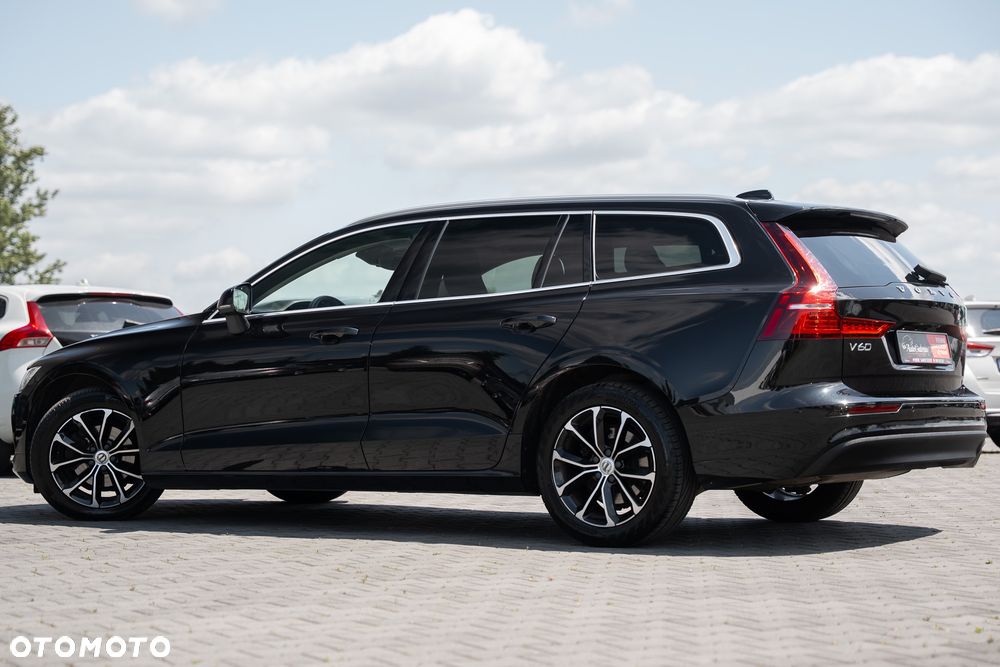 Volvo V60 D3 Momentum Core - 14