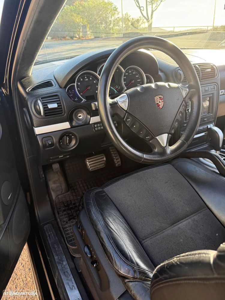 Porsche Cayenne Tiptronic S GTS - 8