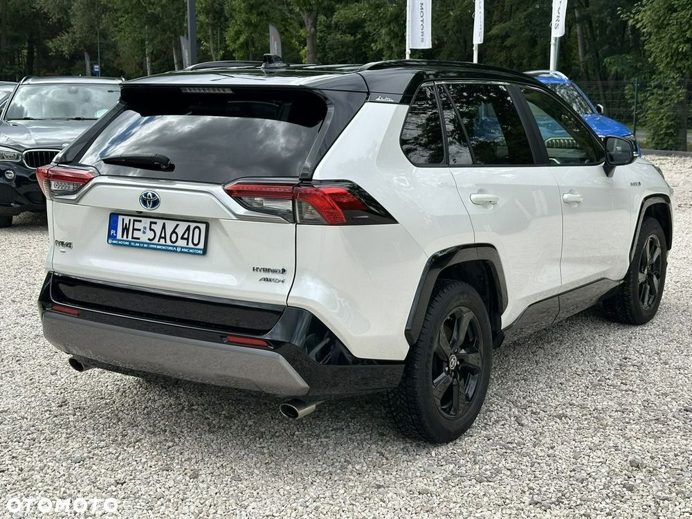 Toyota RAV4 - 7