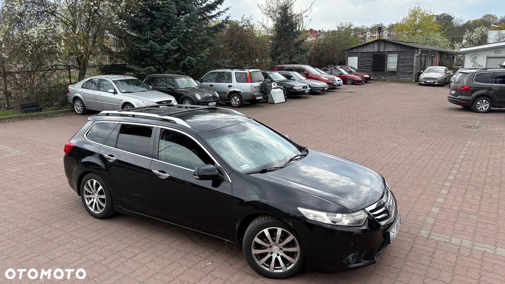 Honda Accord 2.2d Executive Nav - 32