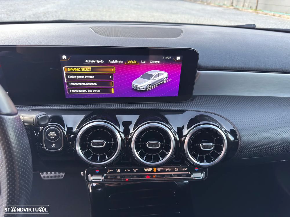 Mercedes-Benz A 180 Limousine d AMG Line Aut. - 23