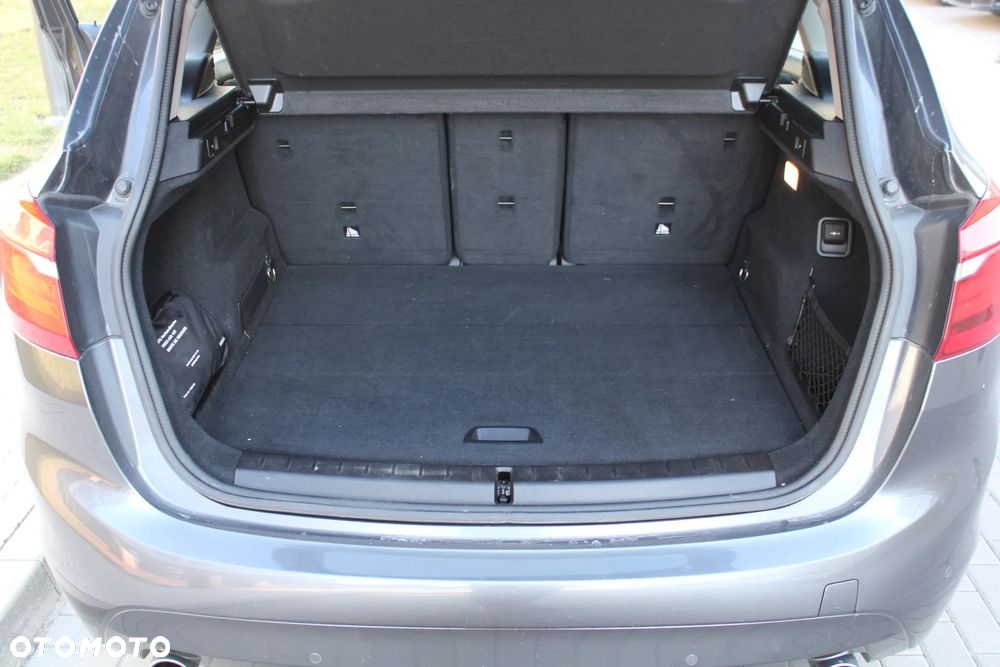 BMW Seria 2 220d Active Tourer xDrive Sport-Aut Sport Line - 13