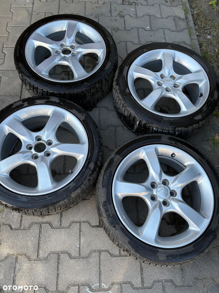 Subaru Legacy 2.0R Trend - 28