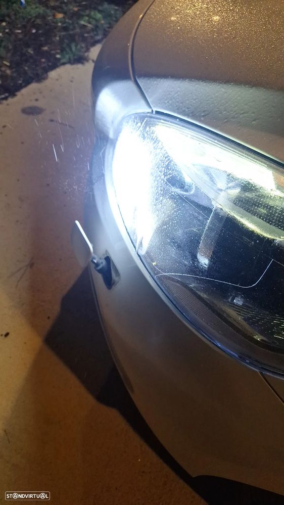 Volvo V40 D2 Momentum - 17