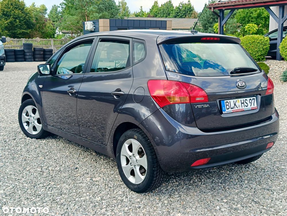 Kia Venga 1.4 CVVT Business Line - 10