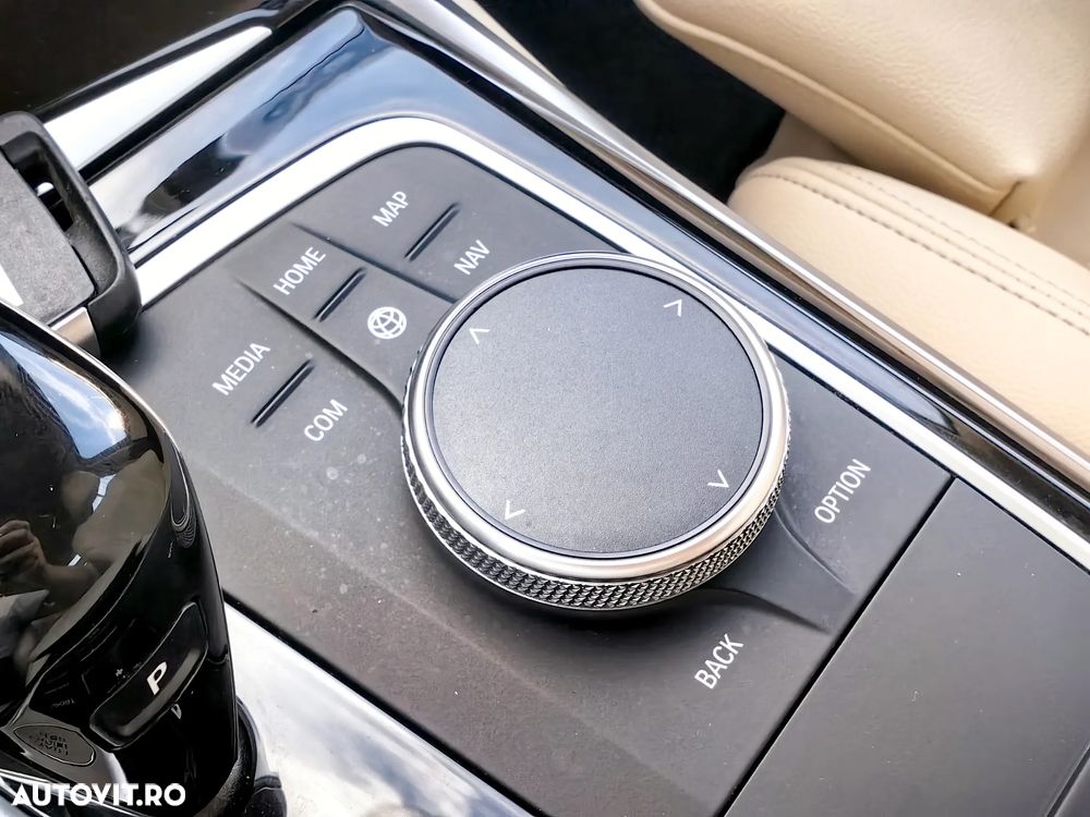 BMW Seria 3 316d AT MHEV - 30