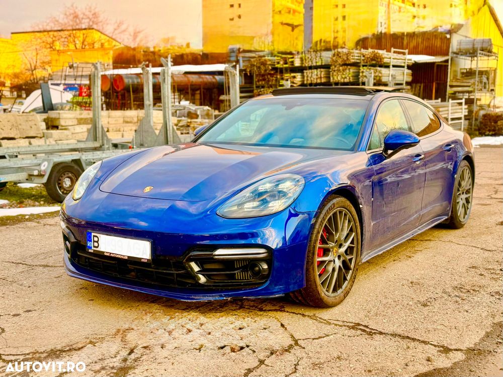 Porsche Panamera - 3
