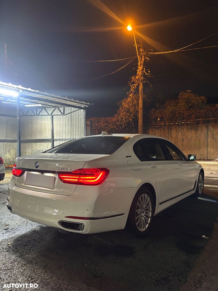 BMW Seria 7 740Le xDrive iPerformance - 15