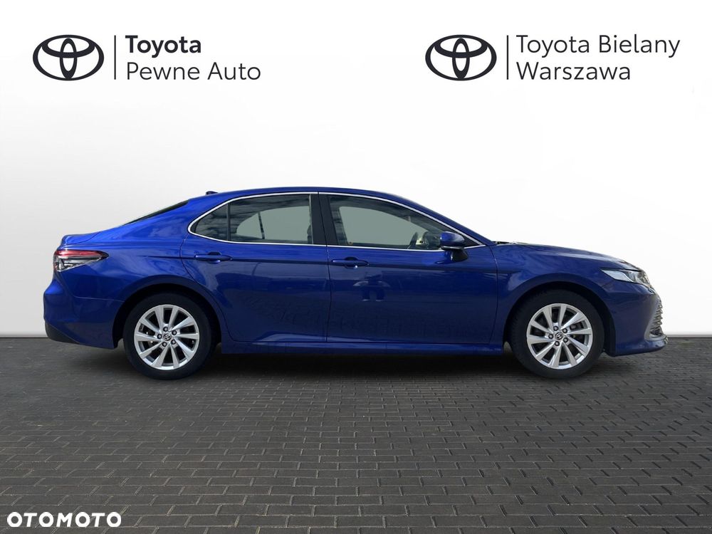 Toyota Camry 2.5 Hybrid Comfort CVT - 6