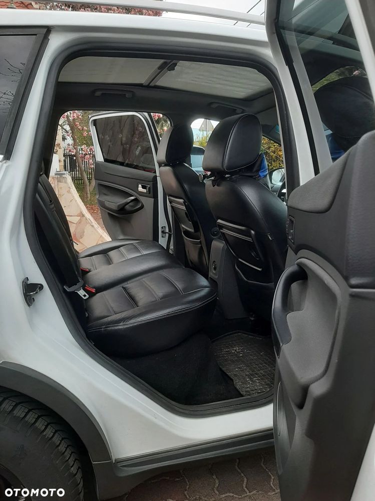 Ford Kuga 2.5 4x4 White Magic - 7