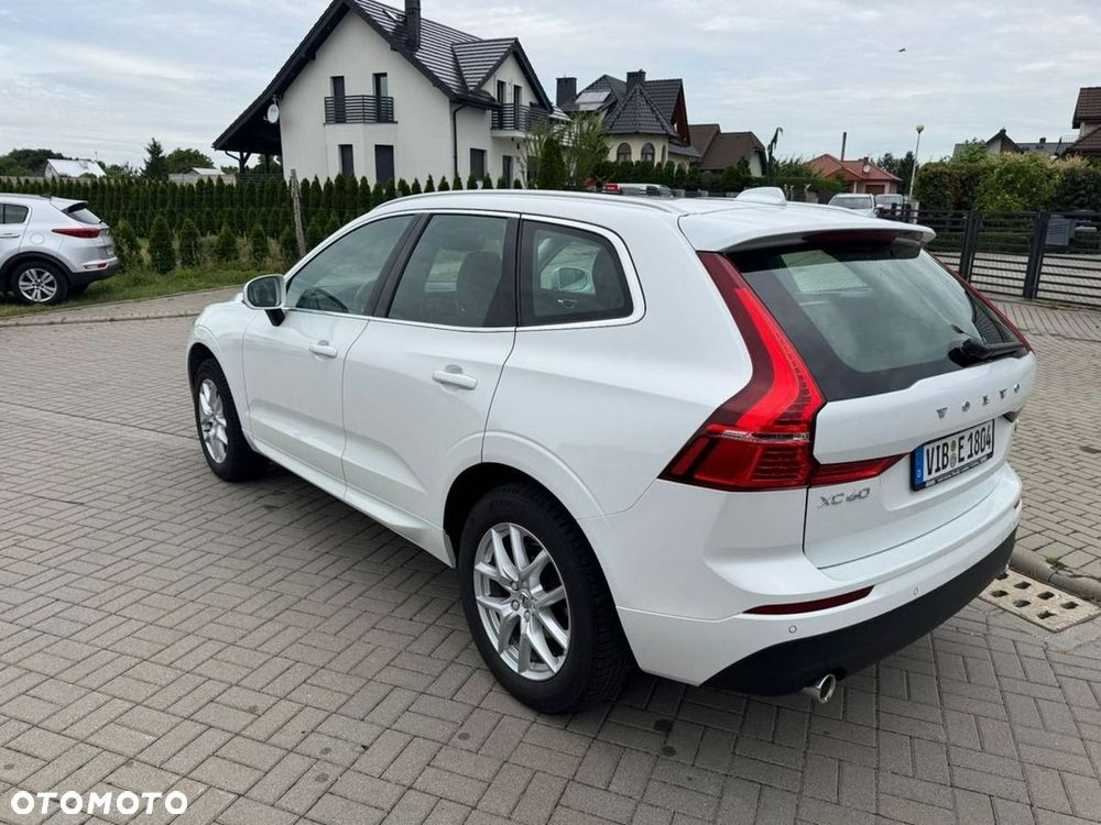 Volvo XC 60 B4 D Geartronic Momentum Pro - 12