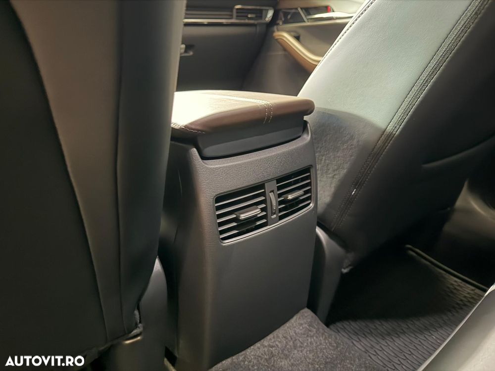 Mazda CX-30 e-SKYACTIV X186 AT MHEV Takumi - 26