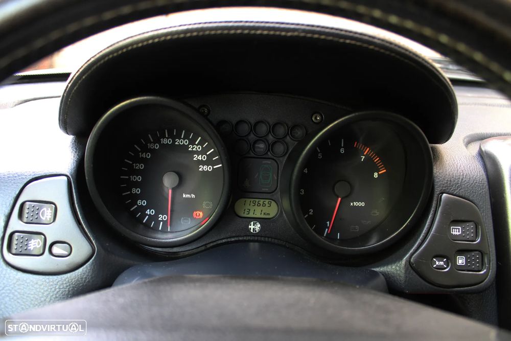 Alfa Romeo GTV 2.0 V6 TB - 32