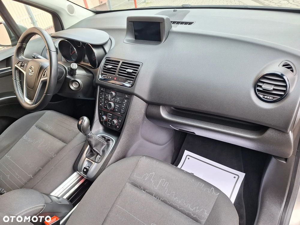 Opel Meriva - 29