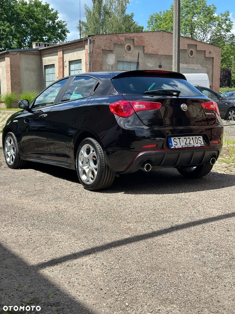 Alfa Romeo Giulietta 2.0 JTDM Exclusive TCT - 3