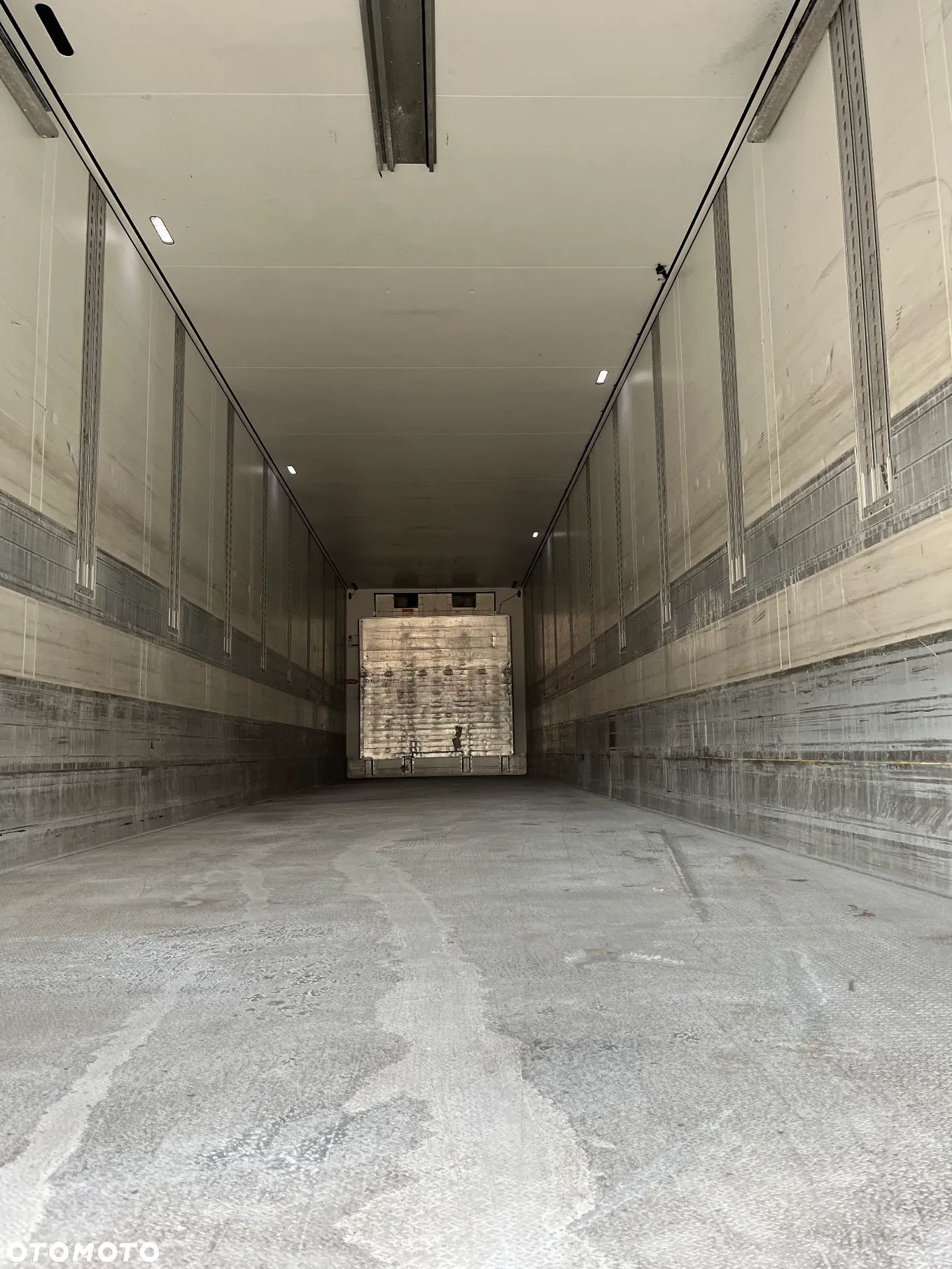 Schmitz Cargobull - 28