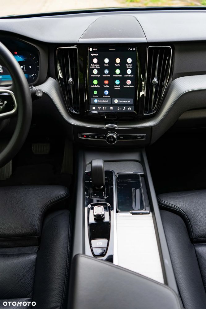 Volvo XC 60 B4 D Core - 12