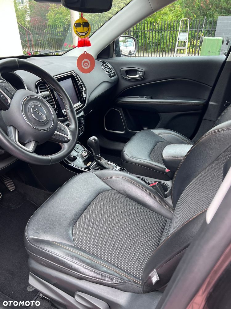 Jeep Compass - 9