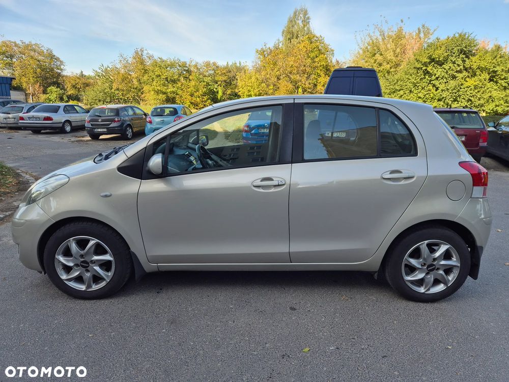 Toyota Yaris 1.33 Luna - 3