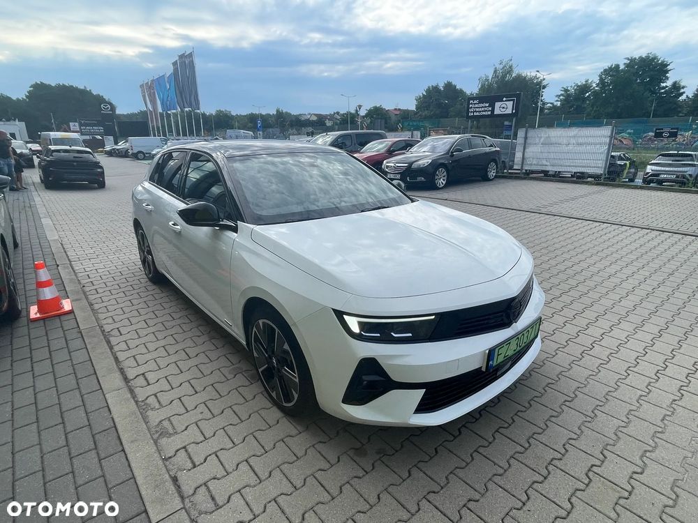 Opel Astra Ultimate - 3
