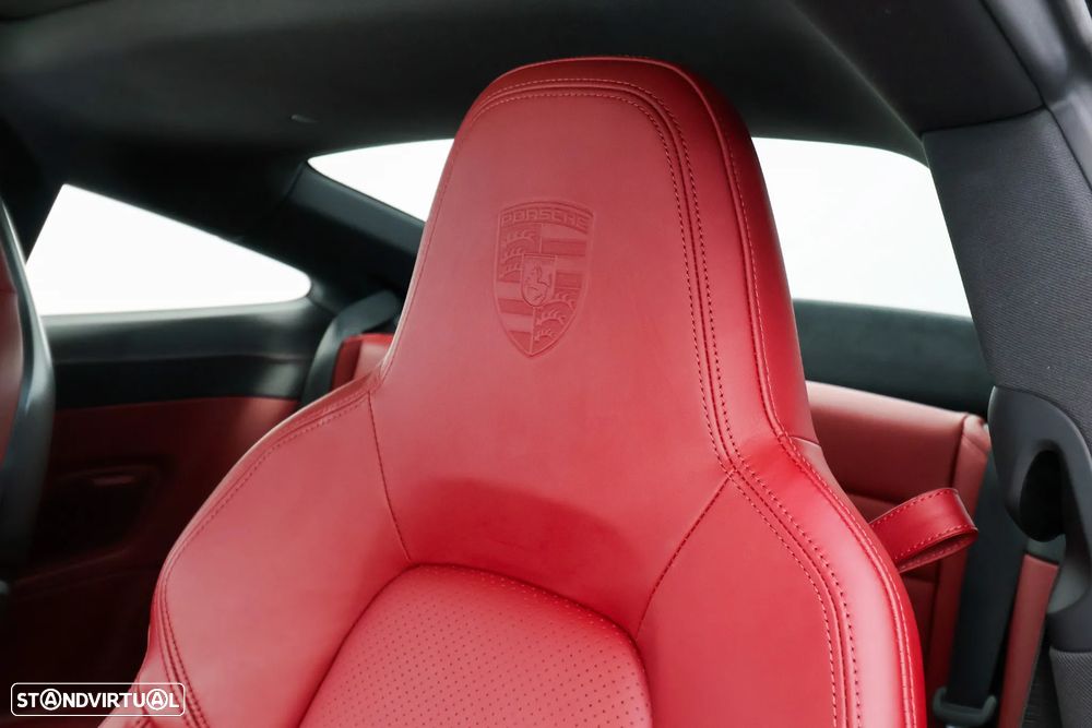 Porsche 911 (992) Carrera PDK - 21