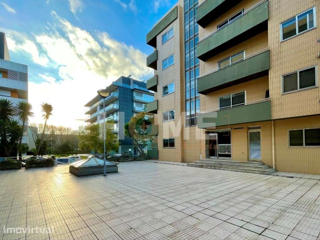 T2 c/L.garagem - Junto ao Continente Ramalde e Metro|Porto - Grande imagem: 2/42