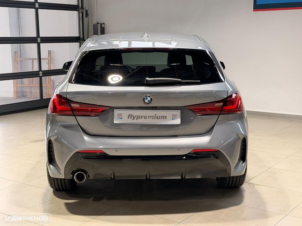 BMW 116 d Pack Desportivo M Auto - 5