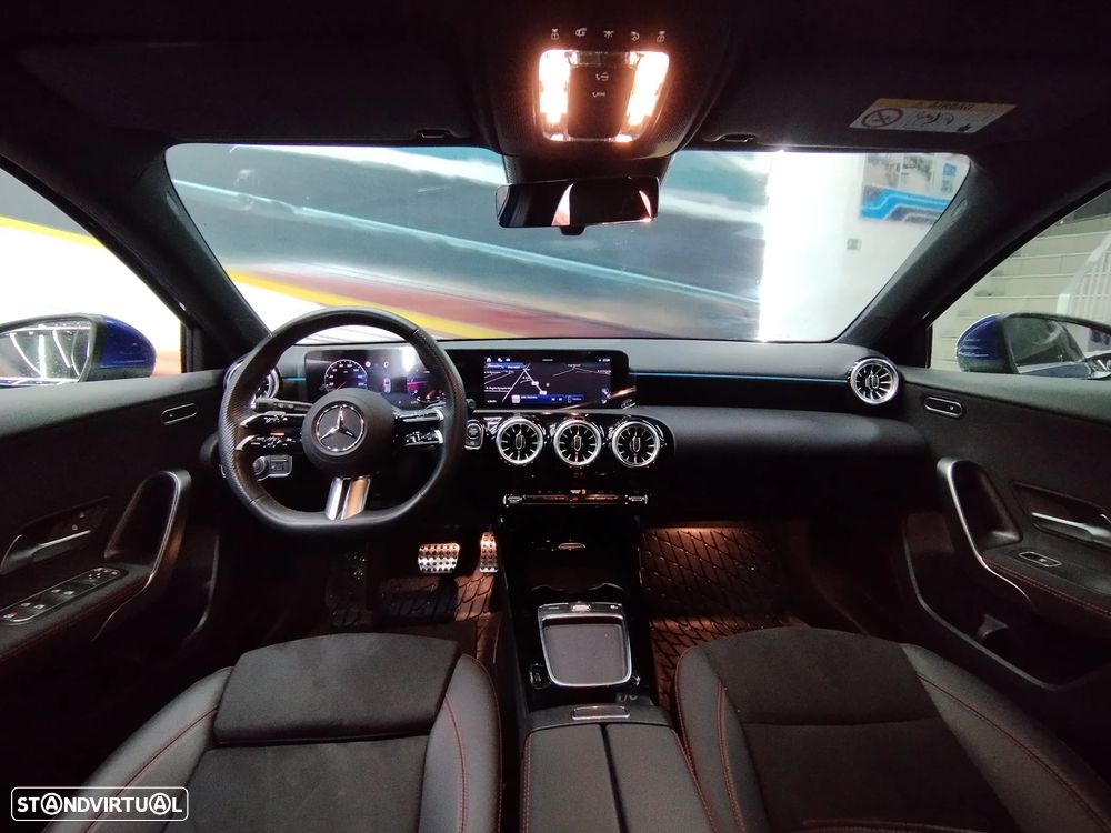 Mercedes-Benz A 180 d 8G-DCT AMG Line - 15