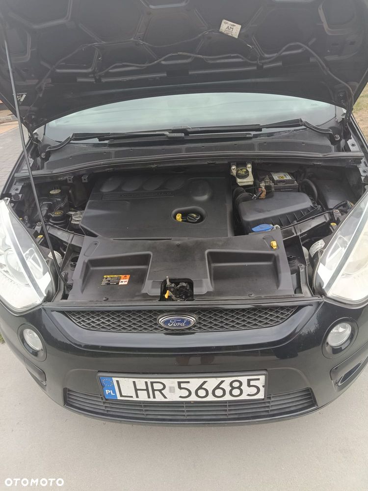 Ford S-Max - 9