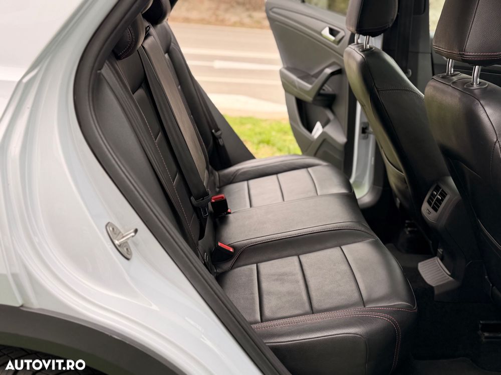 Volkswagen T-Roc 2.0 TSI OPF 4MOTION DSG Sport - 8