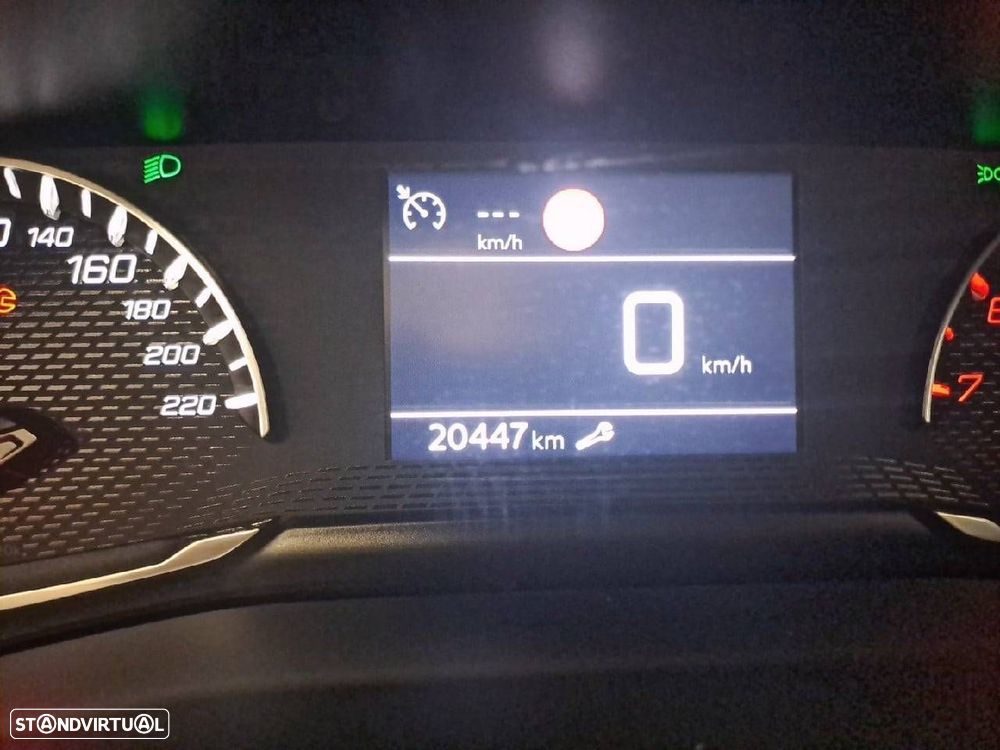 Peugeot 2008 1.2 Style - 13