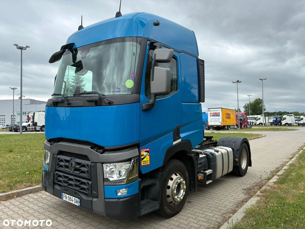 Renault T440 Sleeper Cab ADR - 6