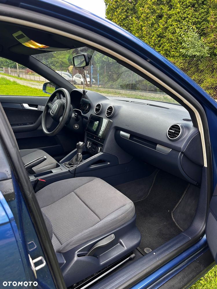 Audi A3 Sportback - 6